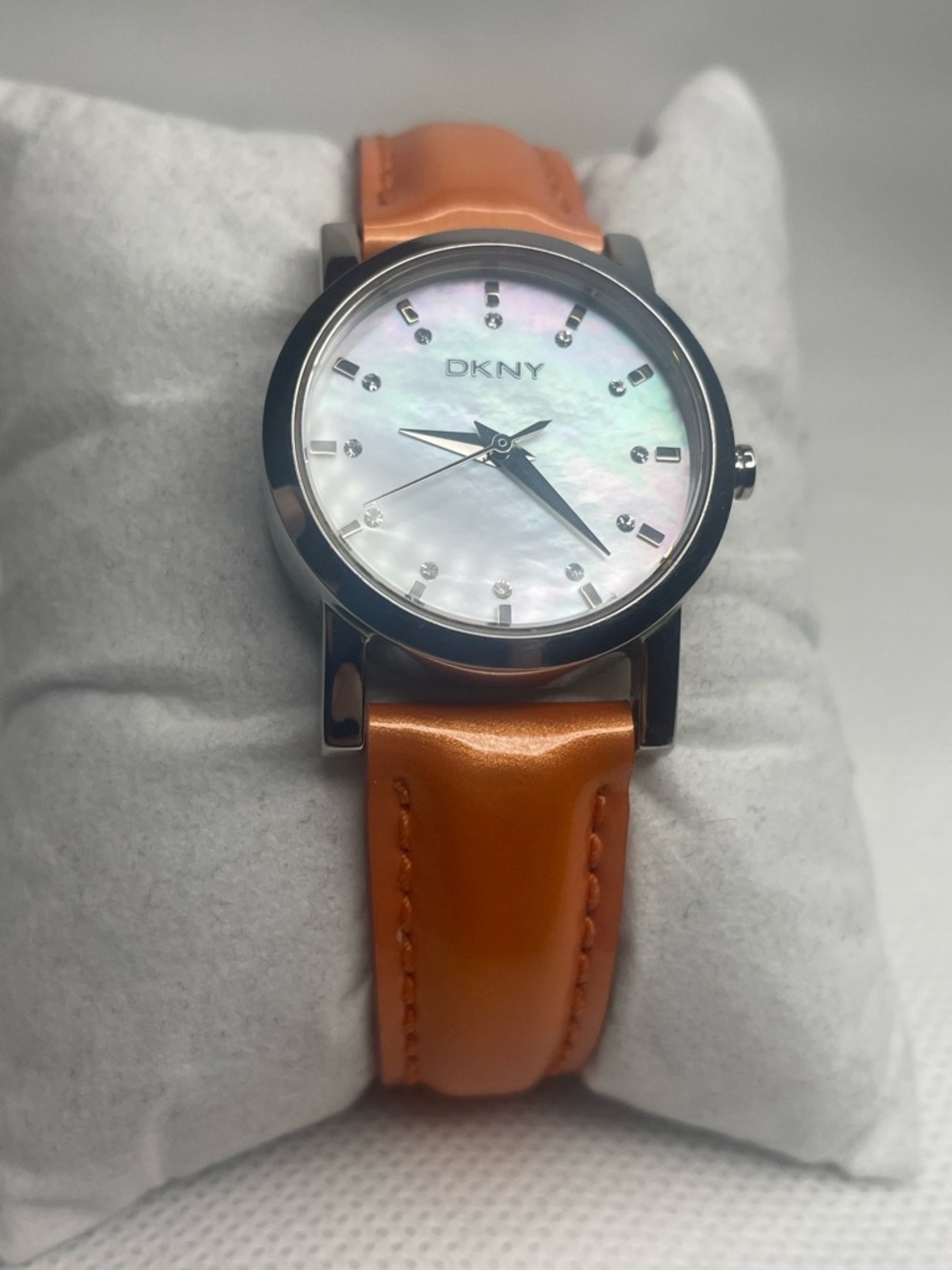 DKNY Designer Dress Watch Mother of Pearl Gemstone Solid Stainless Steel NY-4794